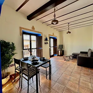 https://apartamento-rustico-arabe-en-el-corazon-de.es-andalucia.com